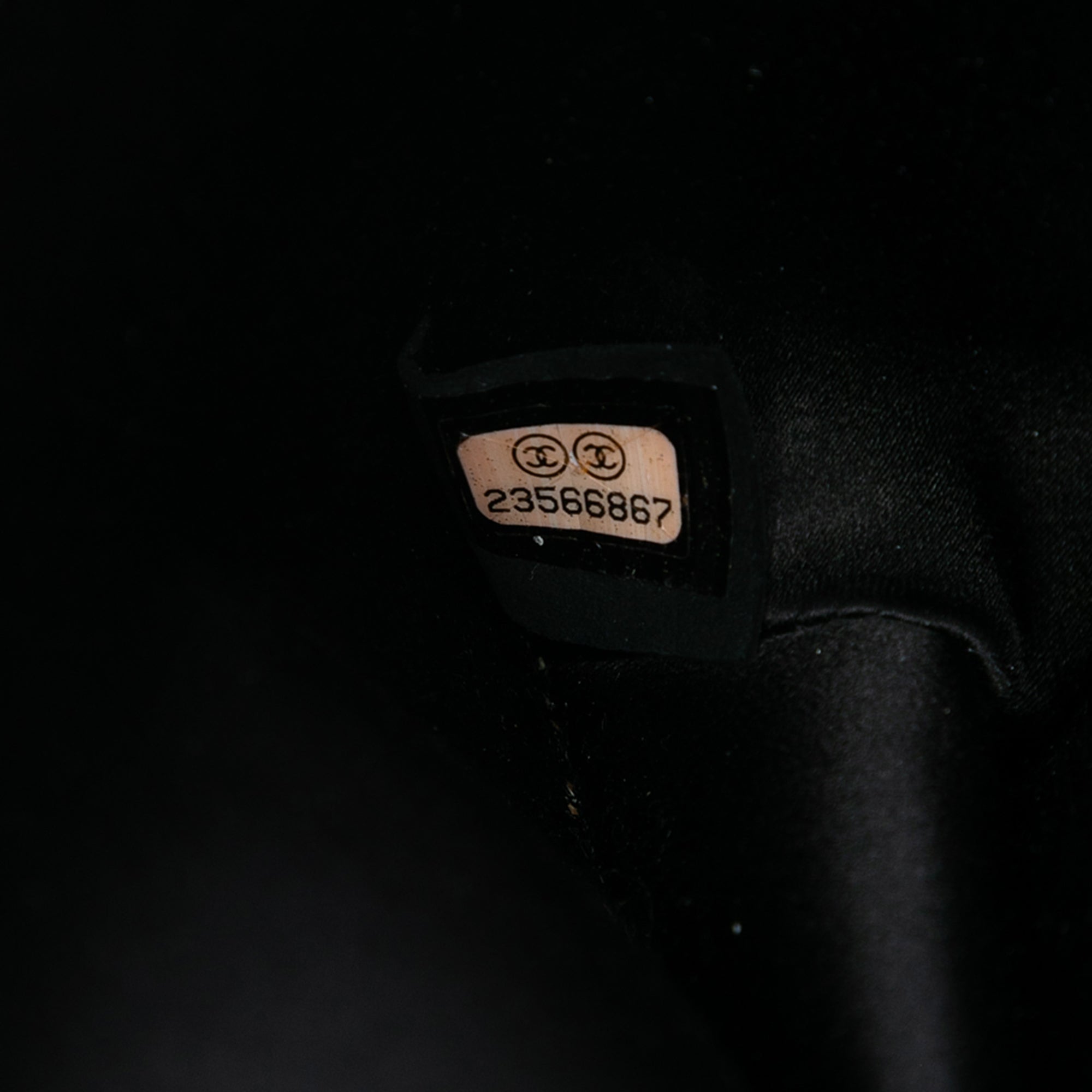 CC Lambskin Embroidered Clutch With Chain