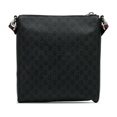 Medium GG Supreme Messenger Bag_3