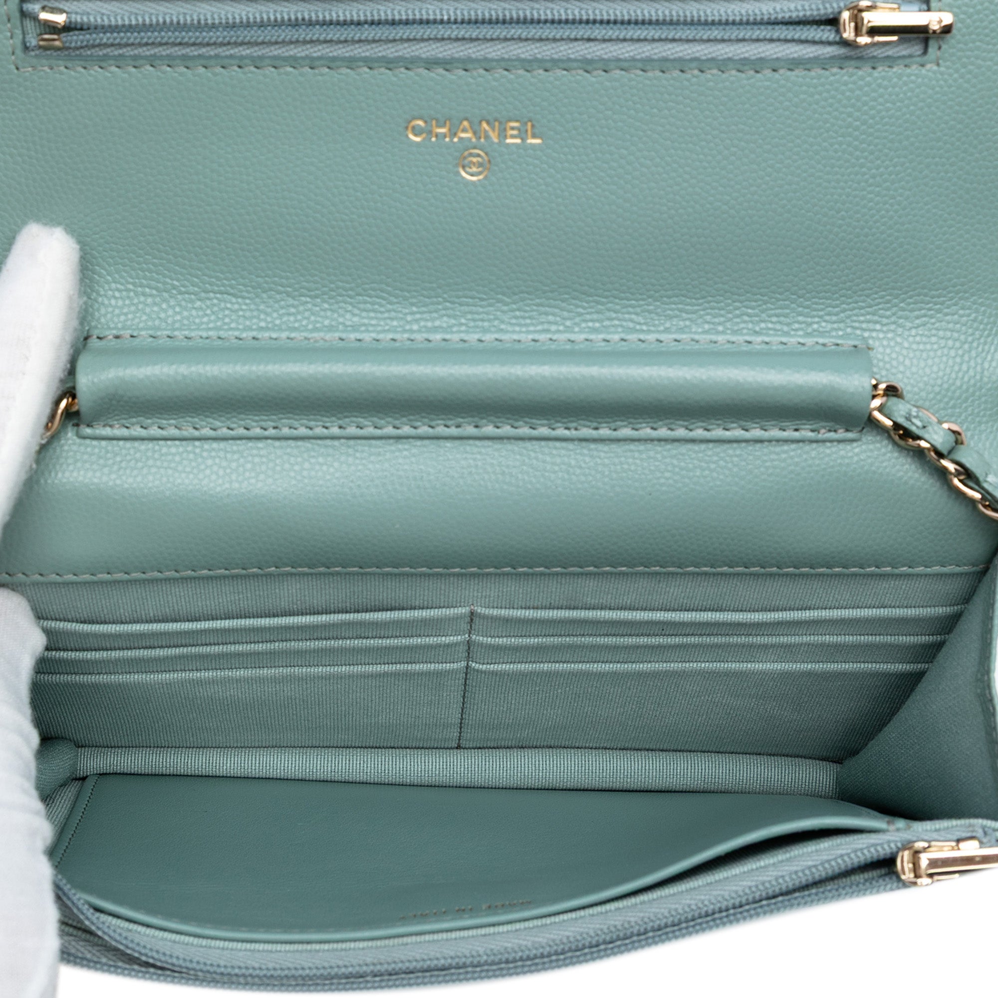 CC Quilted Caviar Wallet on Chain