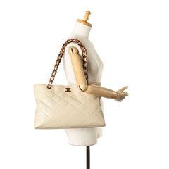 CC Quilted Caviar Wood Chain Tote