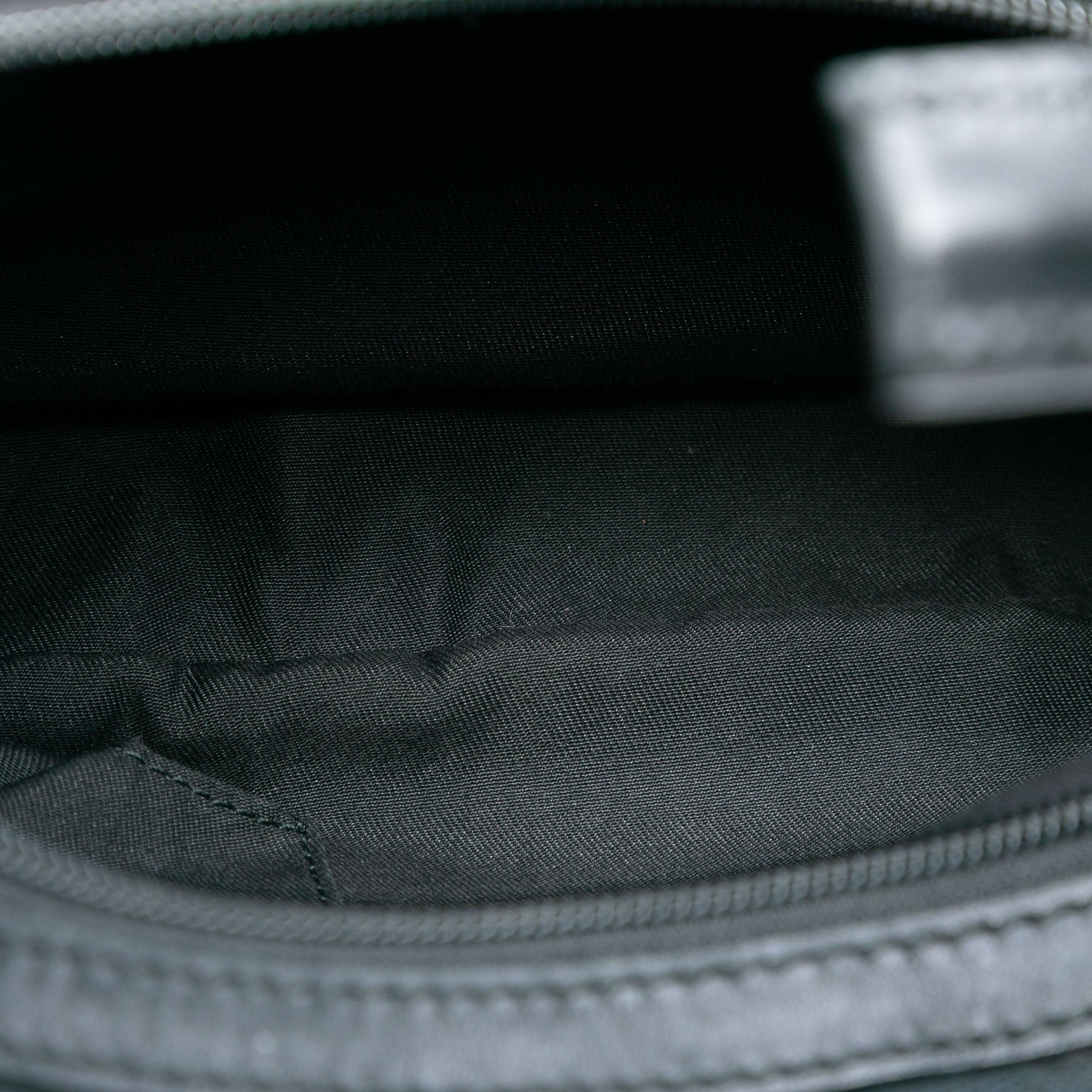 Small GG Canvas Web Pop Handbag