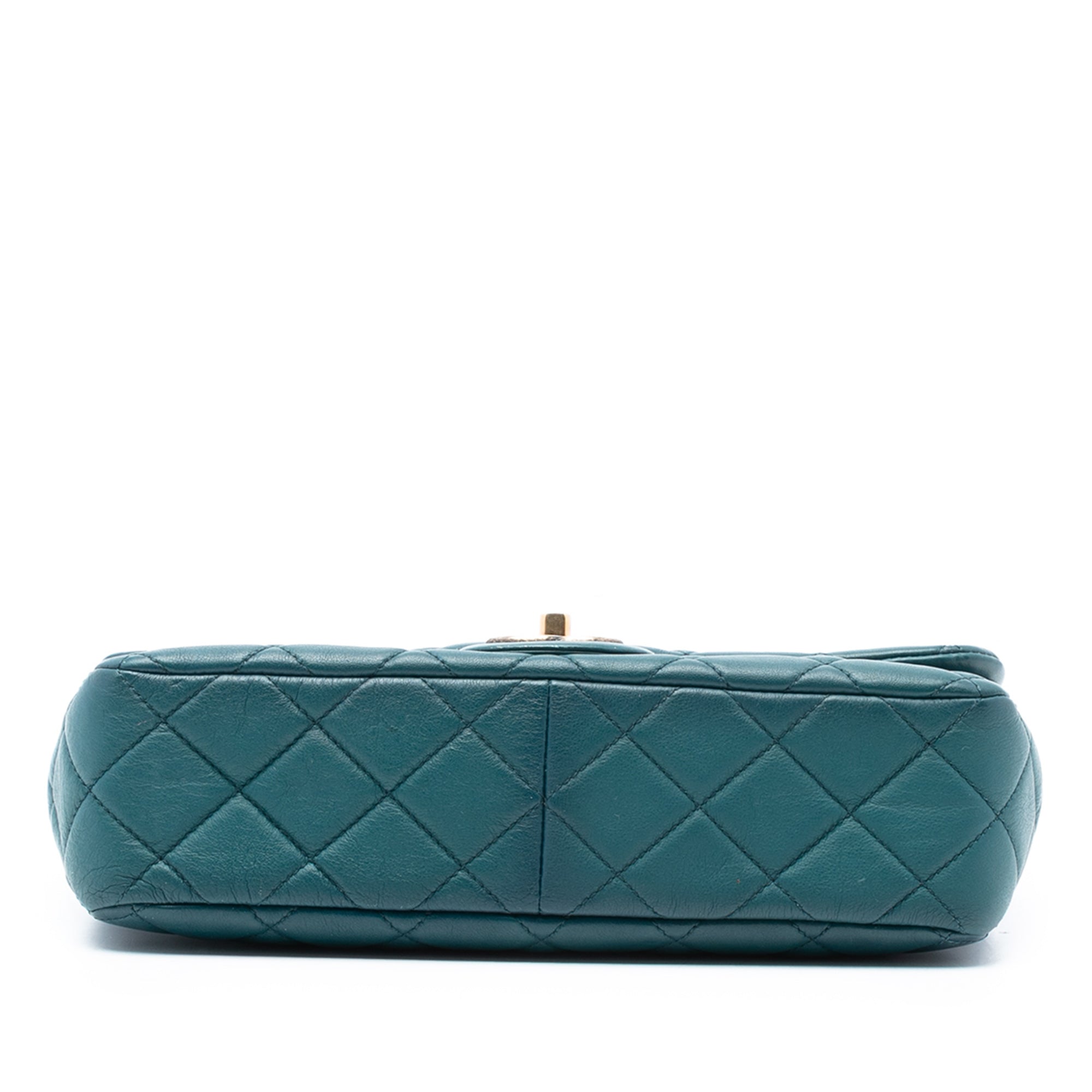 CC Quilted Lambskin East West Single Flap