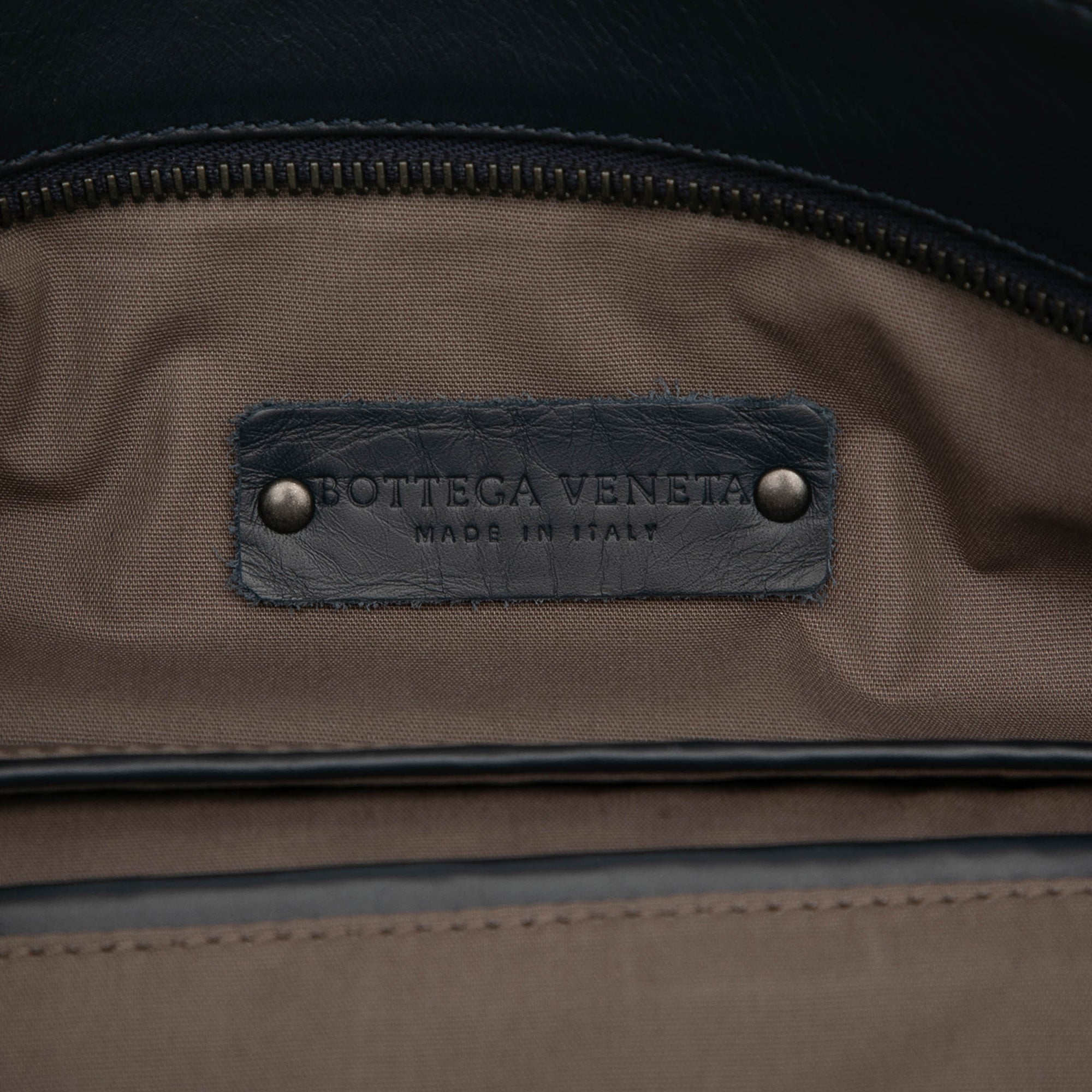 Nappa Intrecciato VN Crossbody