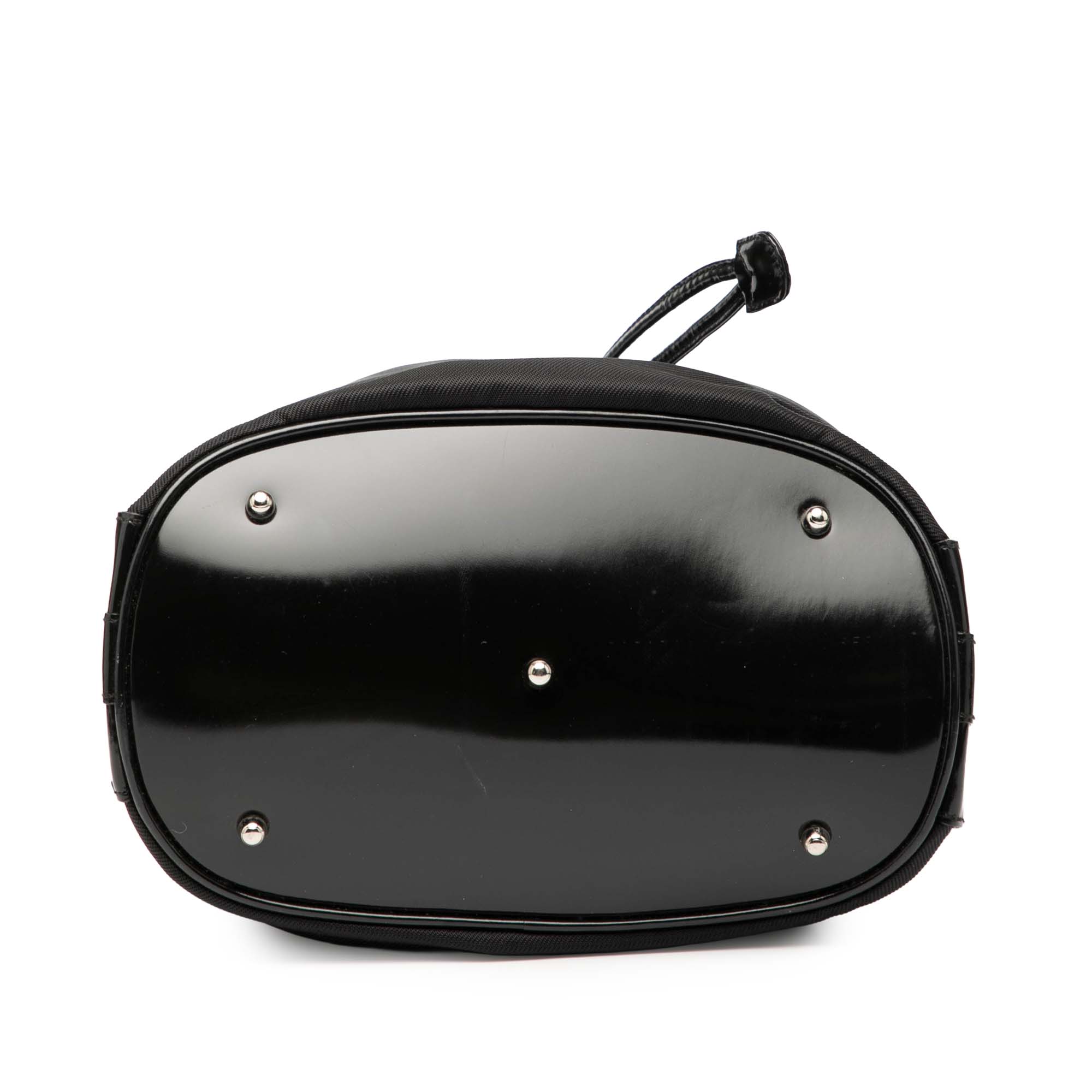 Nylon Bamboo Bucket Bag