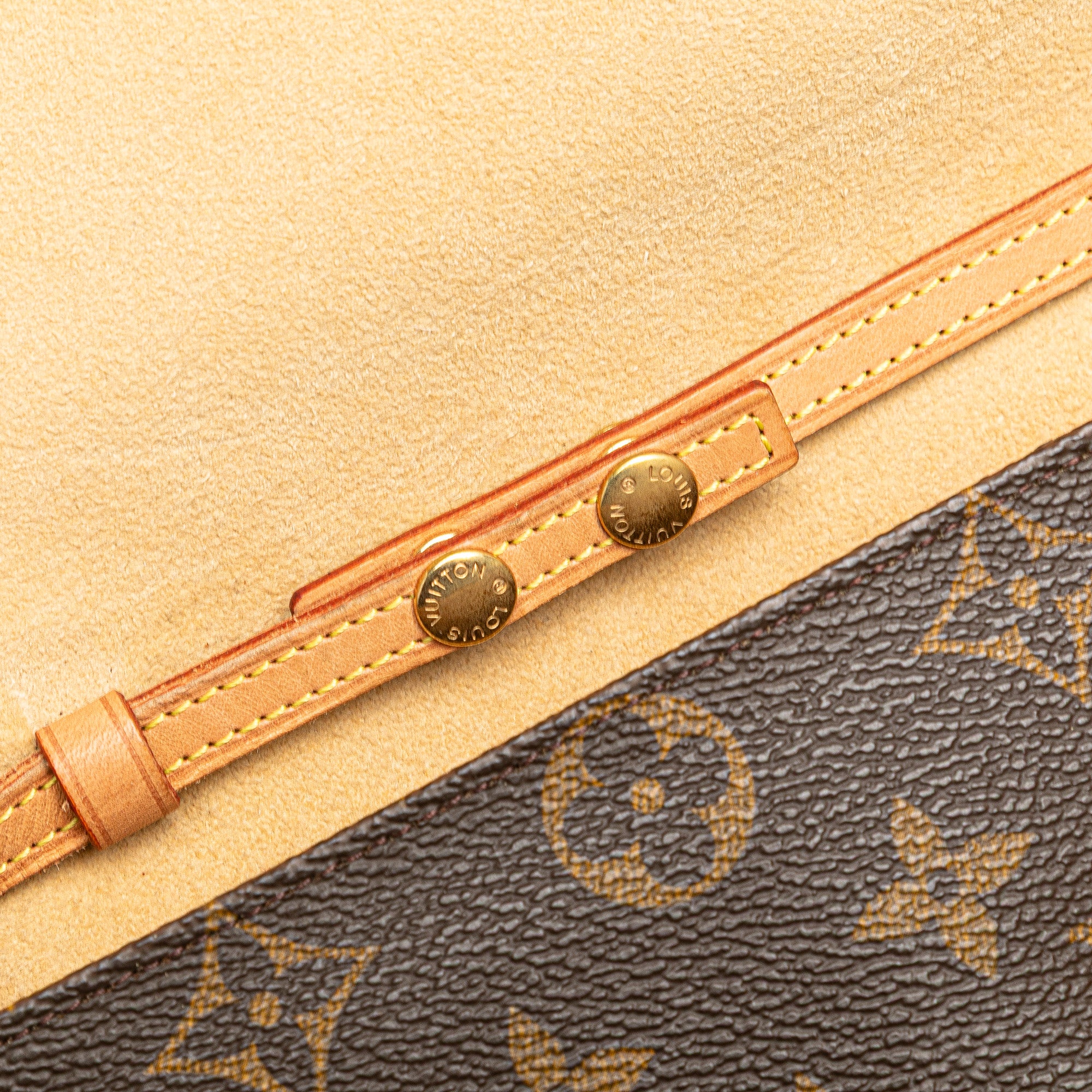 Monogram Pochette Twin GM