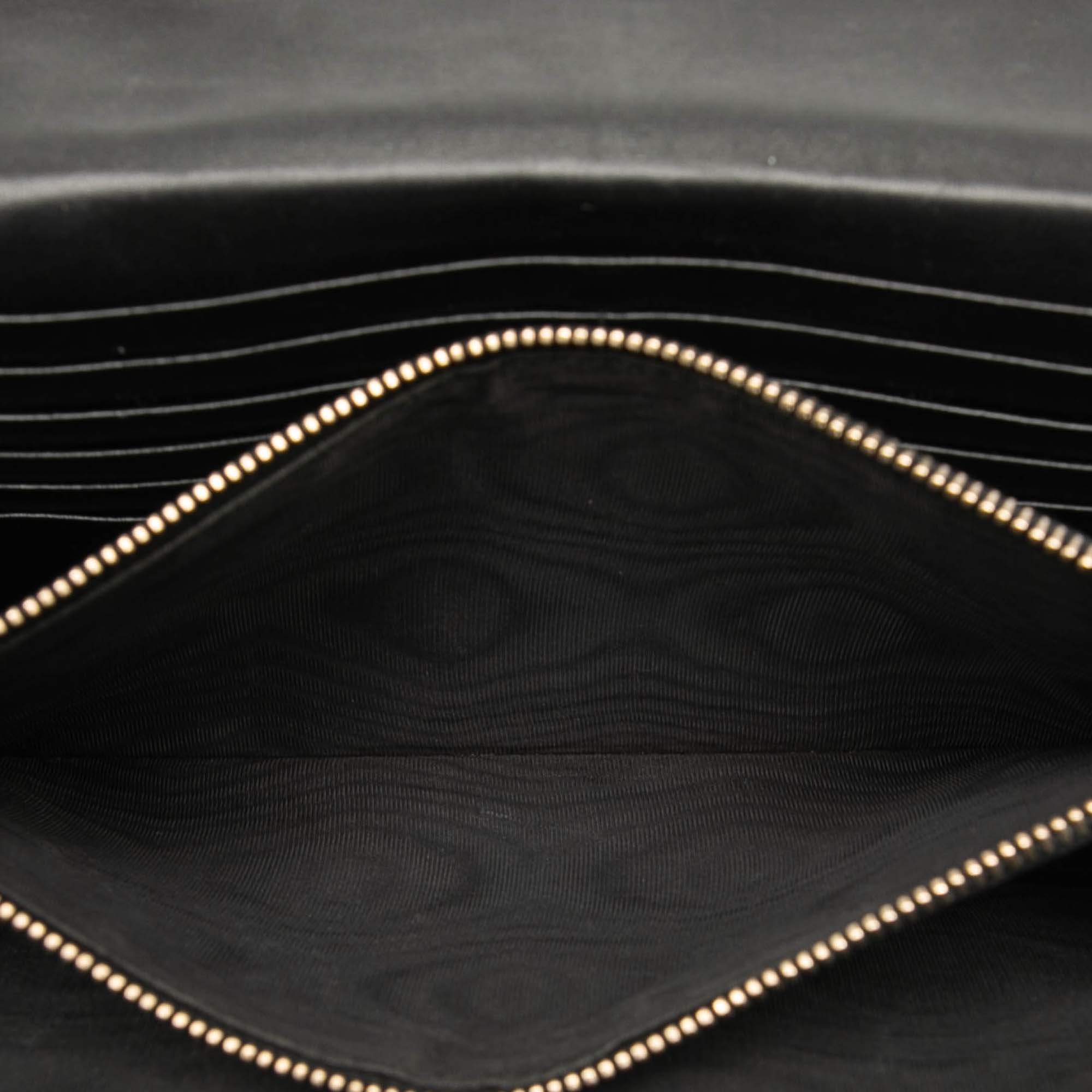 Crinkled Calfskin Belle de Jour Chain Clutch