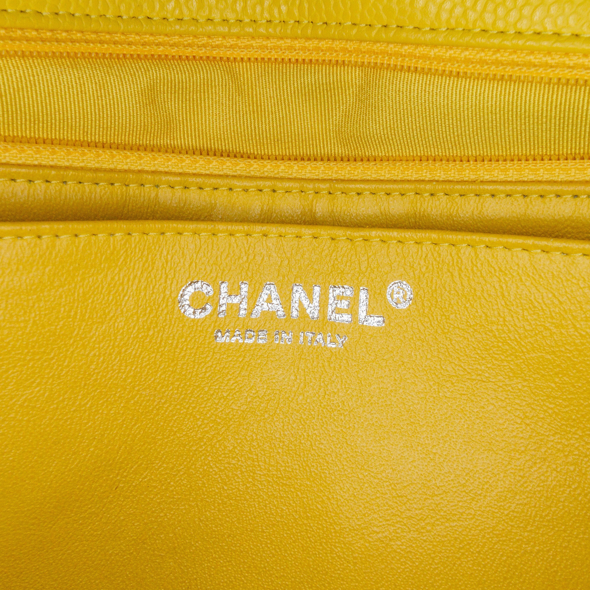 Jumbo Classic Caviar Single Flap