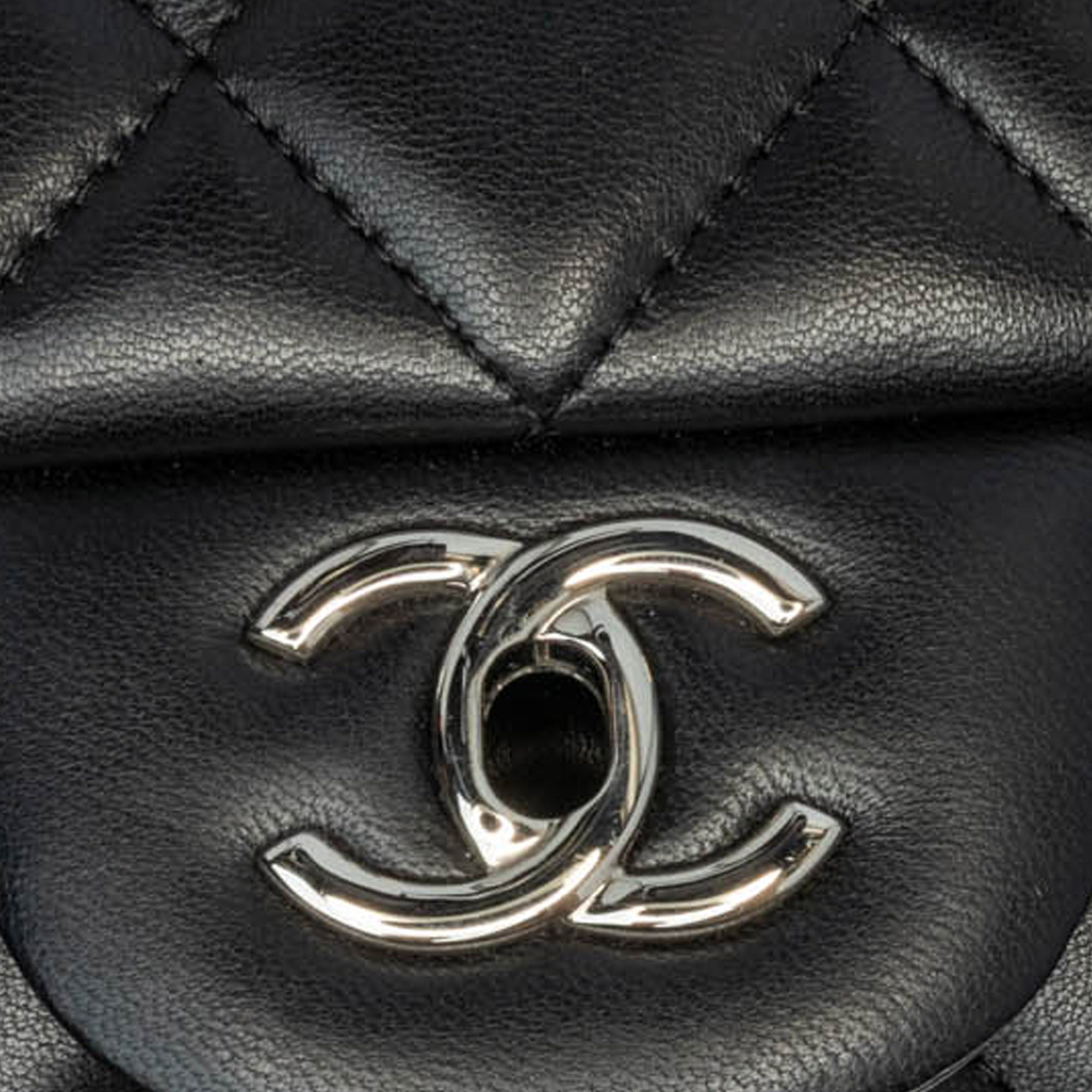 Jumbo Classic Lambskin Double Flap