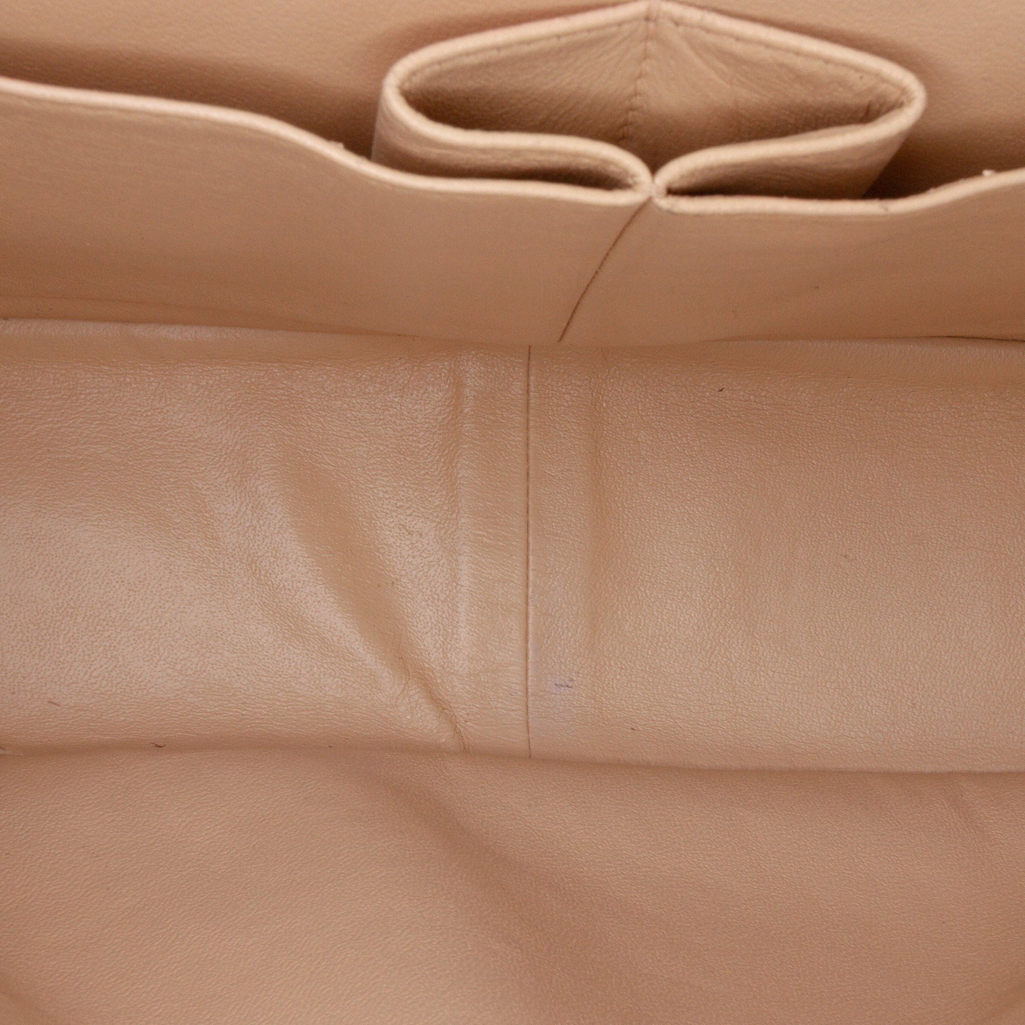 Jumbo Classic Caviar Double Flap