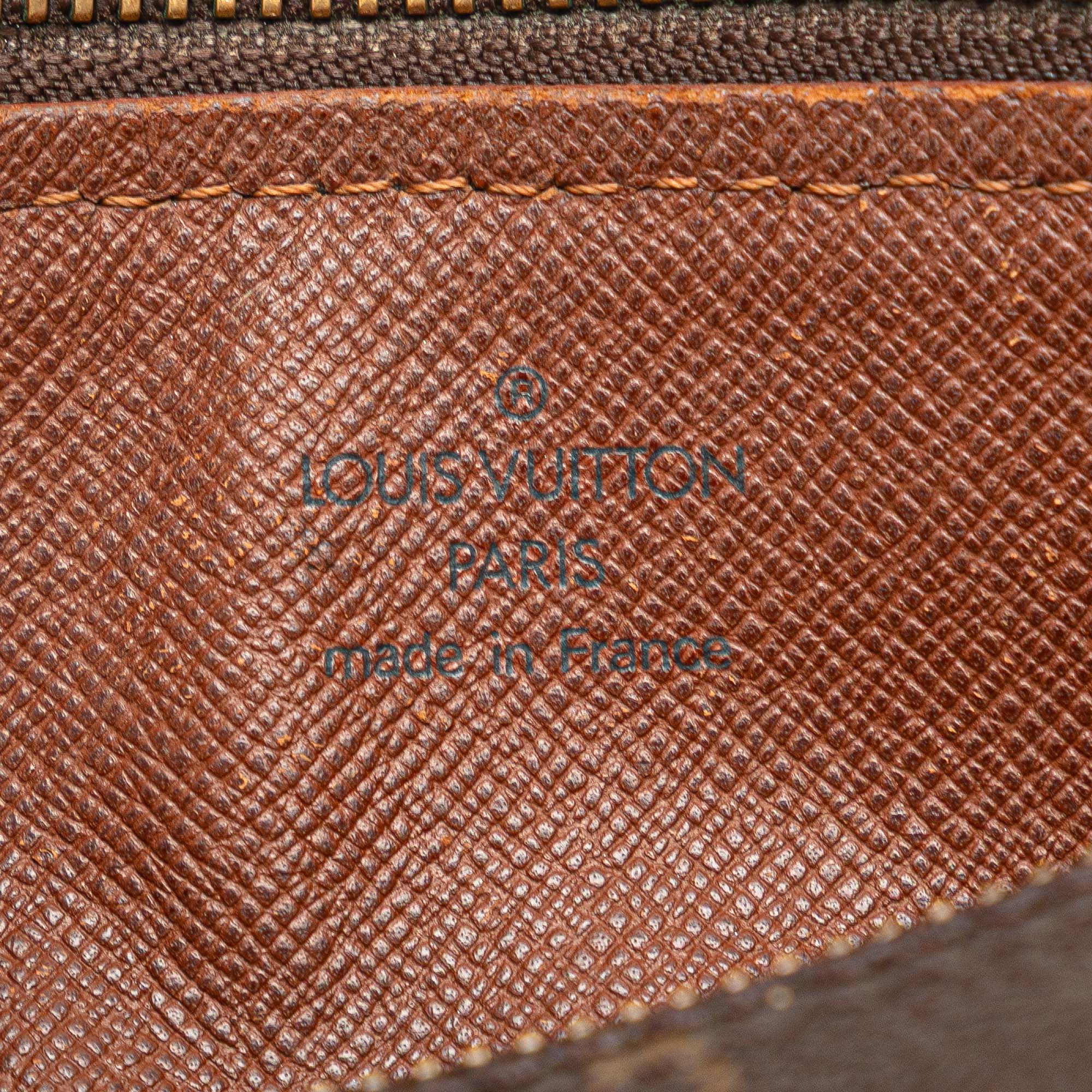 Monogram Papillon 26