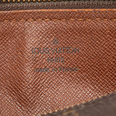 Monogram Papillon 26