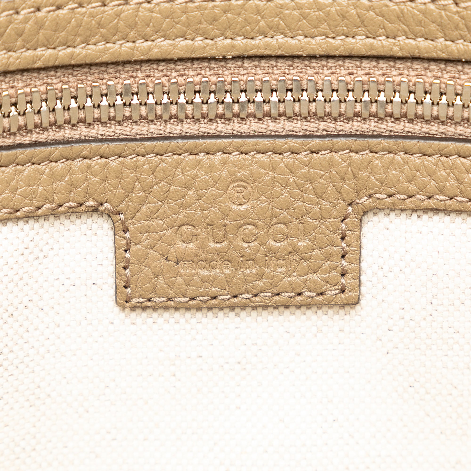 Medium Jumbo GG Embossed Messenger Bag_5