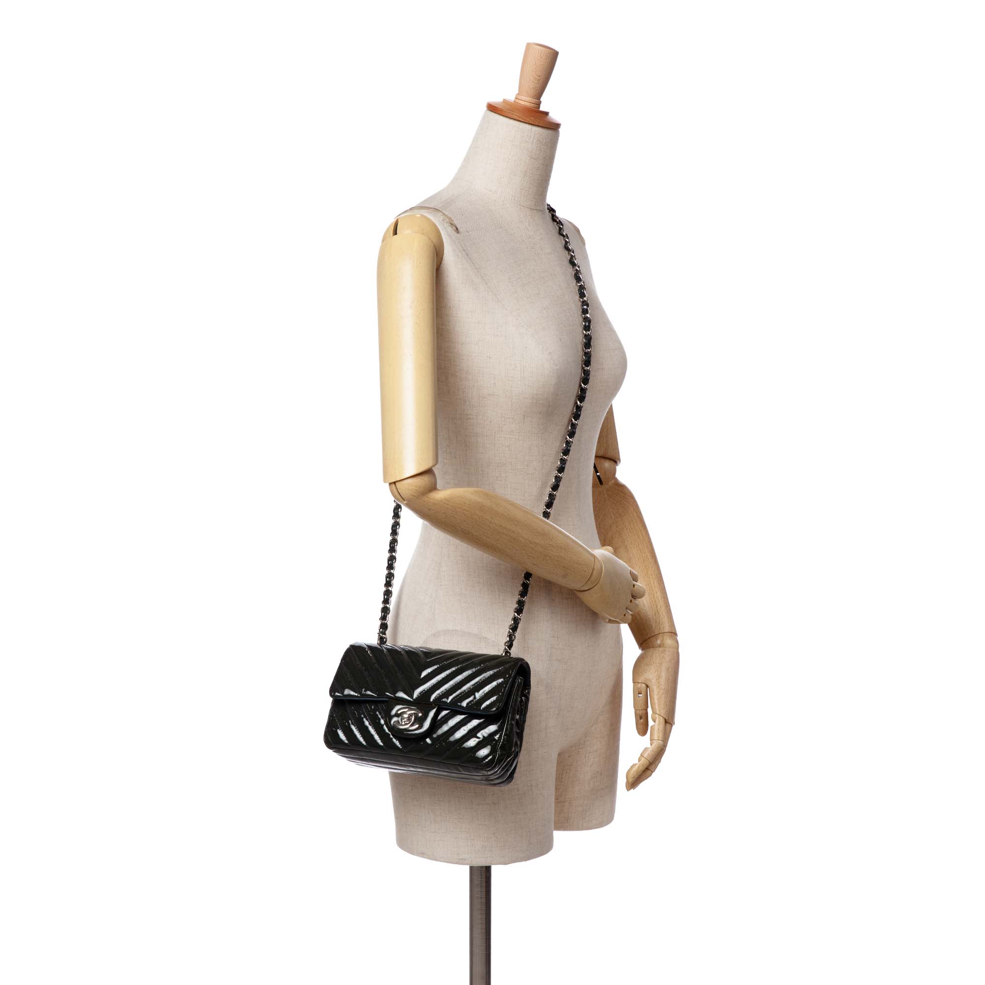 Mini Rectangular Classic Chevron Patent Single Flap