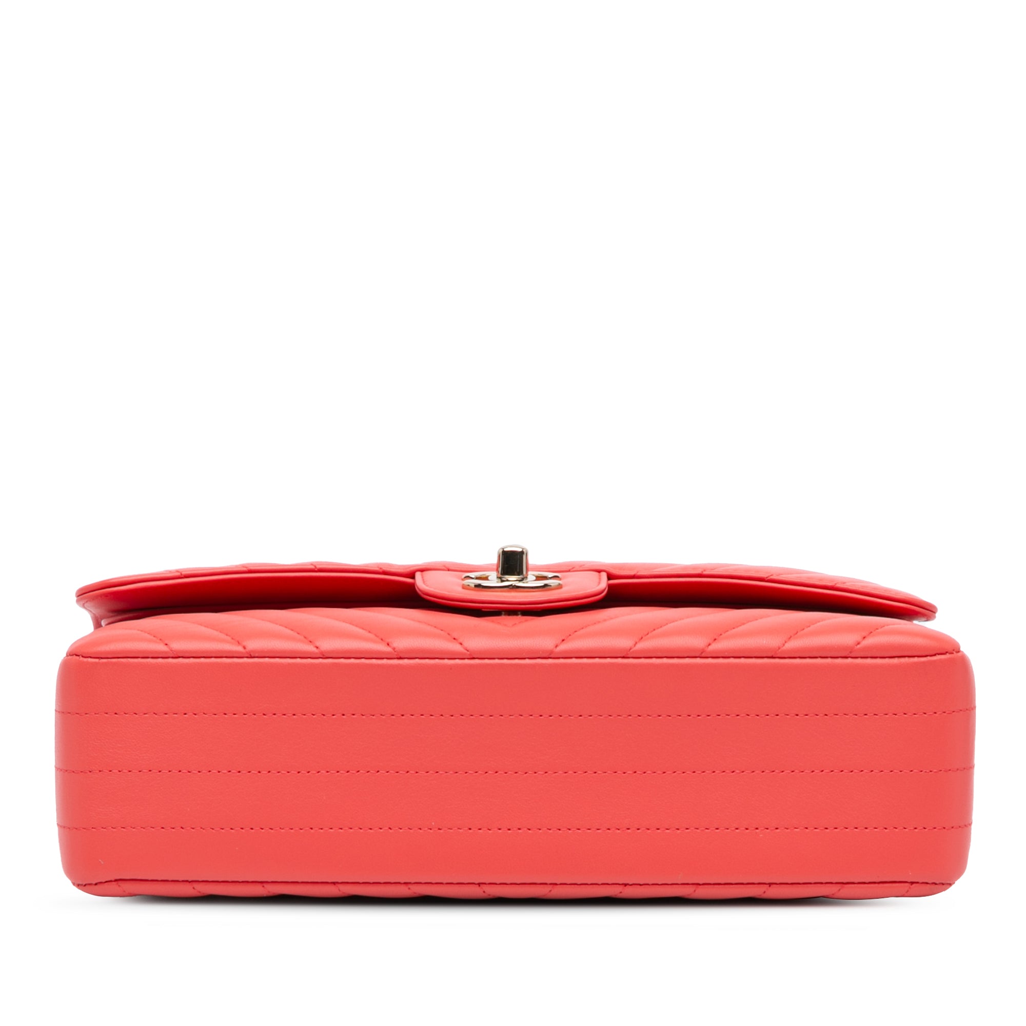 Medium Classic Chevron Lambskin Double Flap