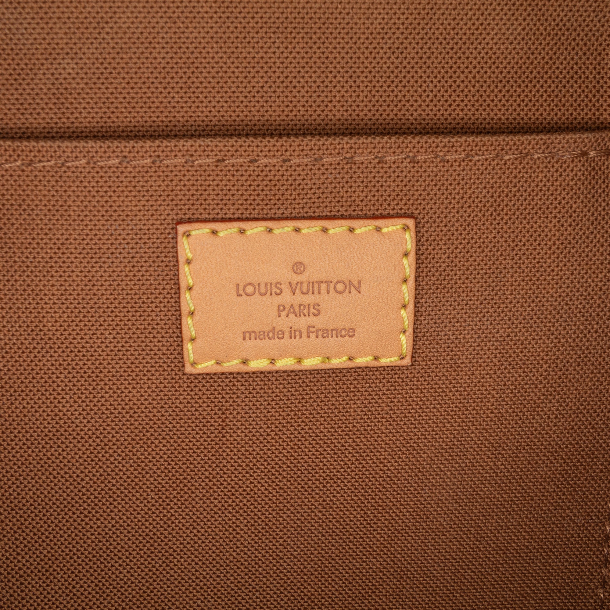 Monogram Petit Sac Plat