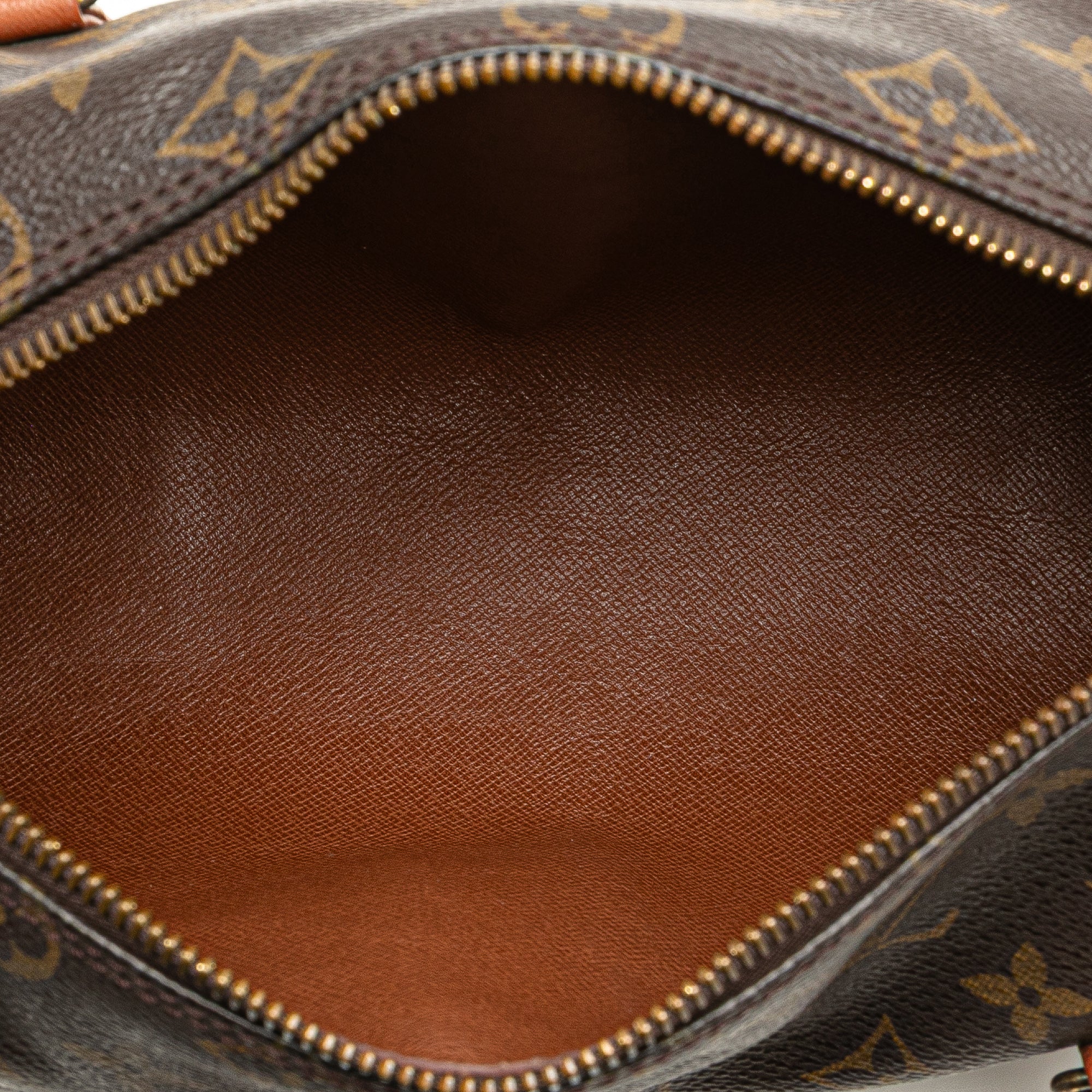 Monogram Papillon 26