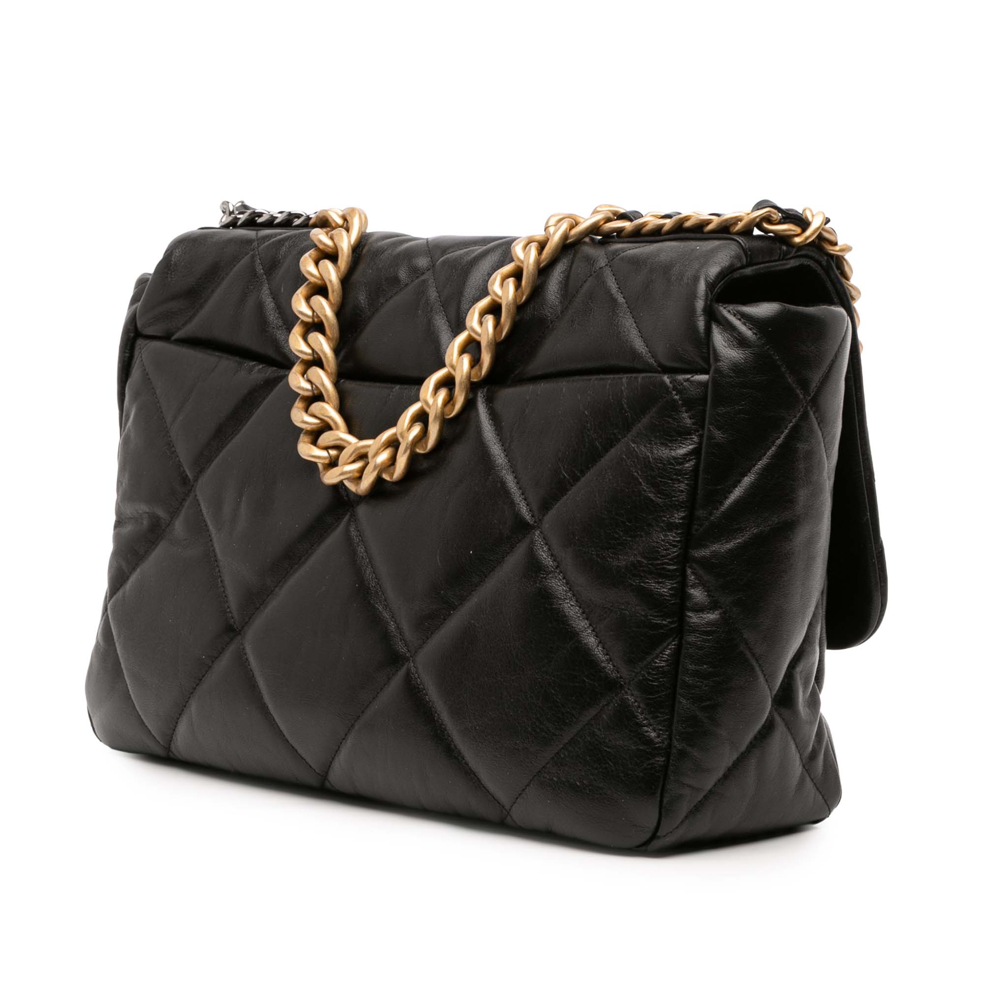 Maxi Lambskin 19 Flap