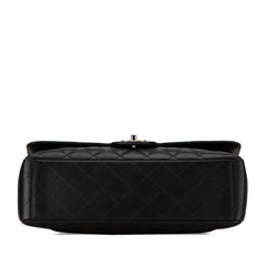 Maxi Classic Caviar Double Flap