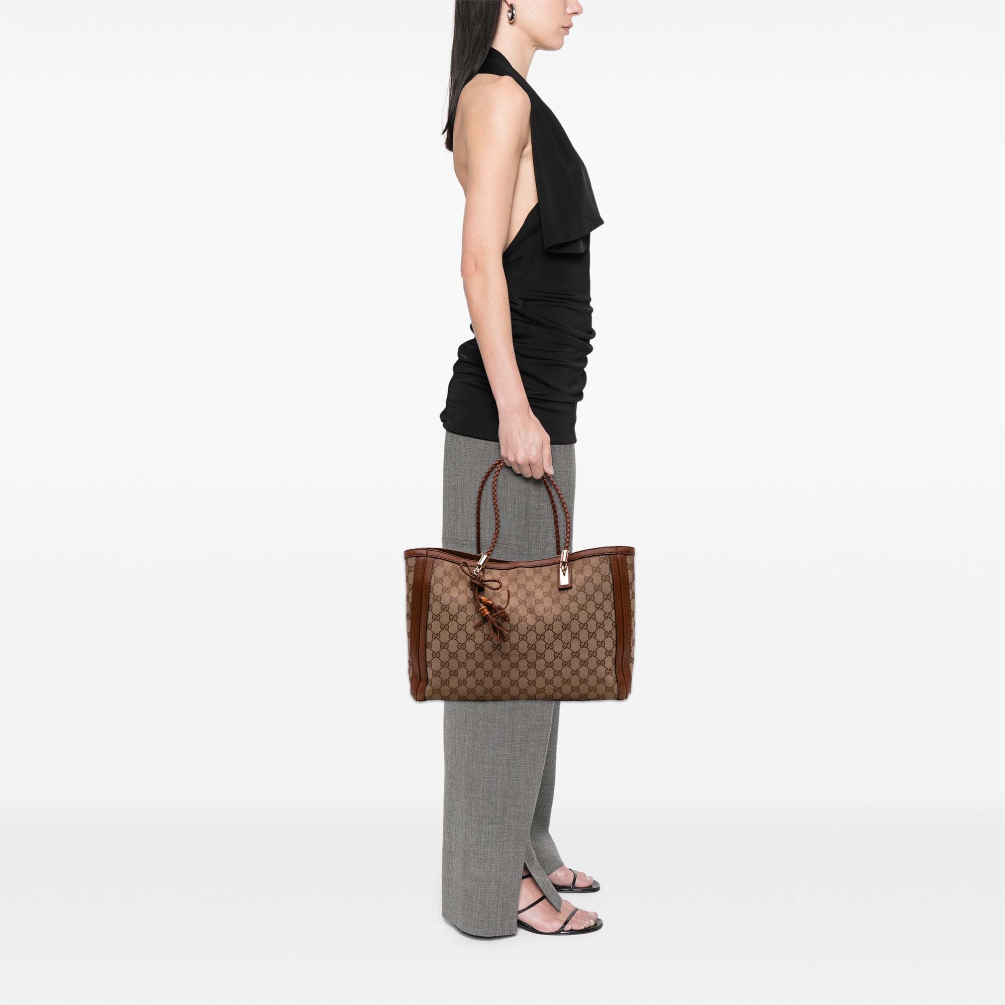 Medium GG Canvas Bella Tote