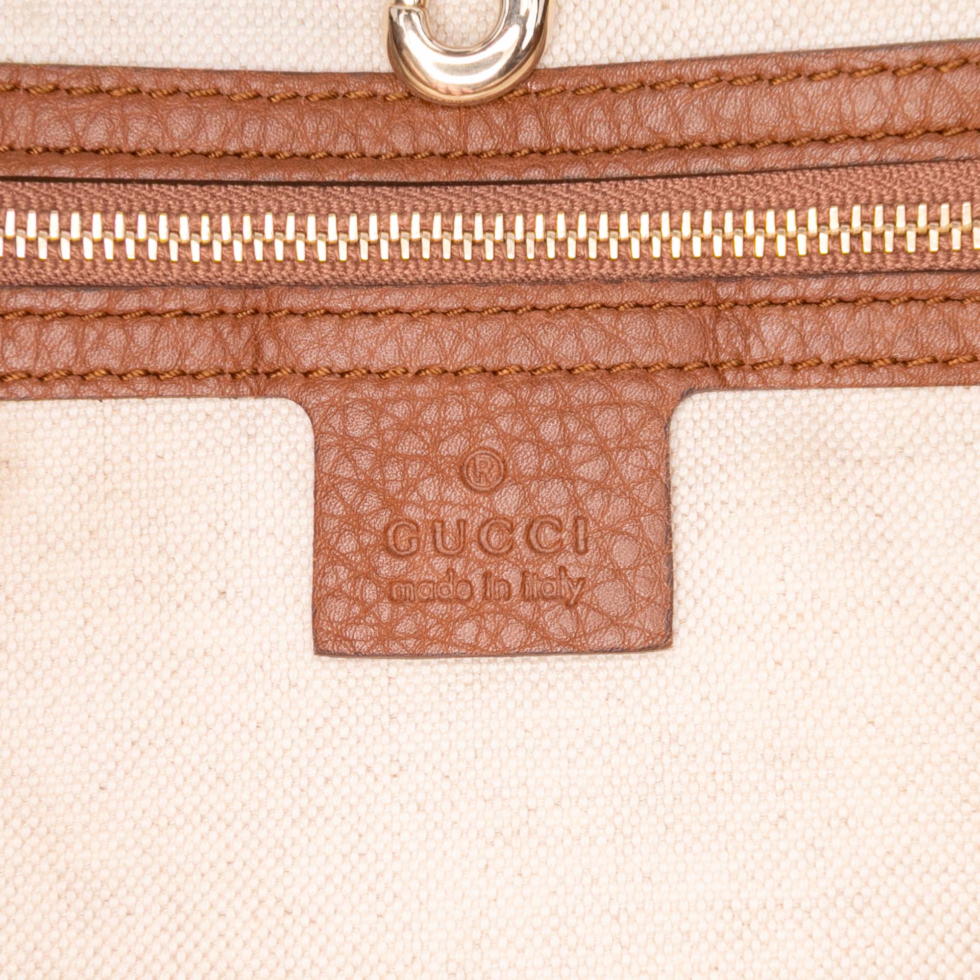 Medium GG Canvas Bella Tote