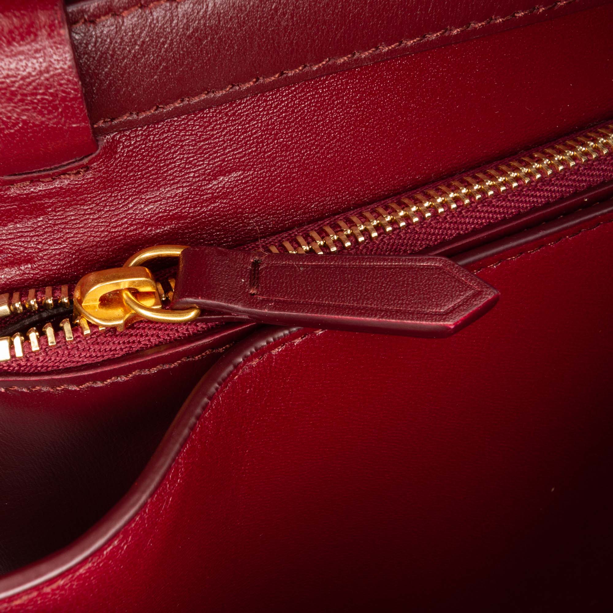 Medium Calfskin Classic Box