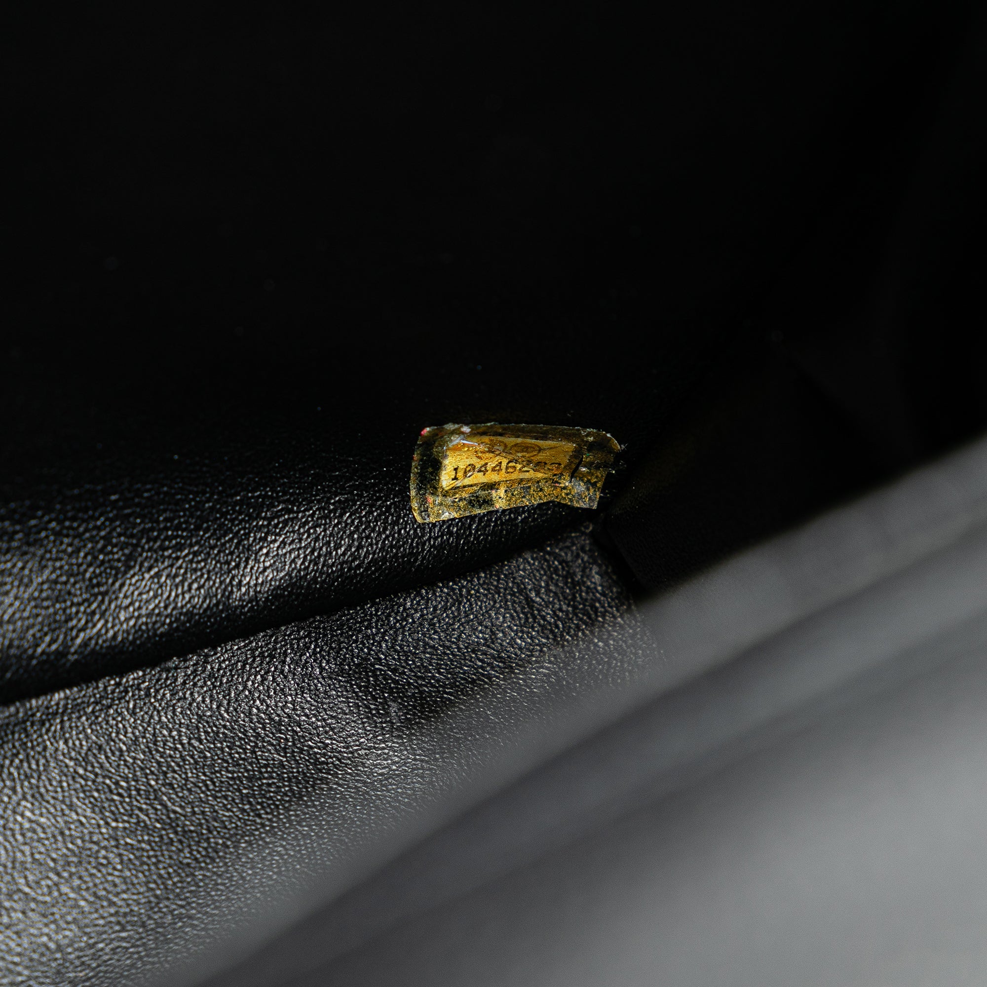 Maxi Classic Caviar Single Flap