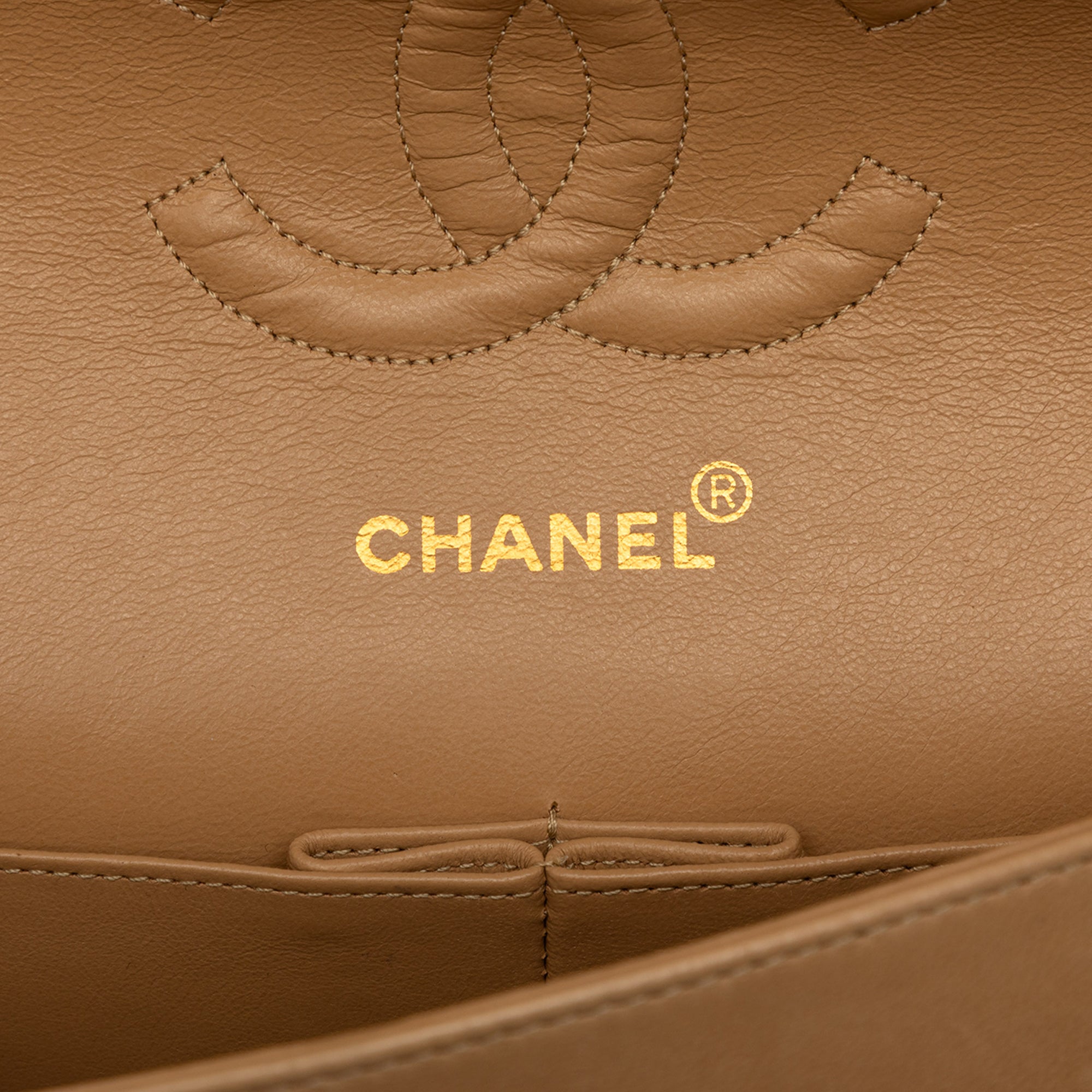 Medium Classic Lambskin Double Flap