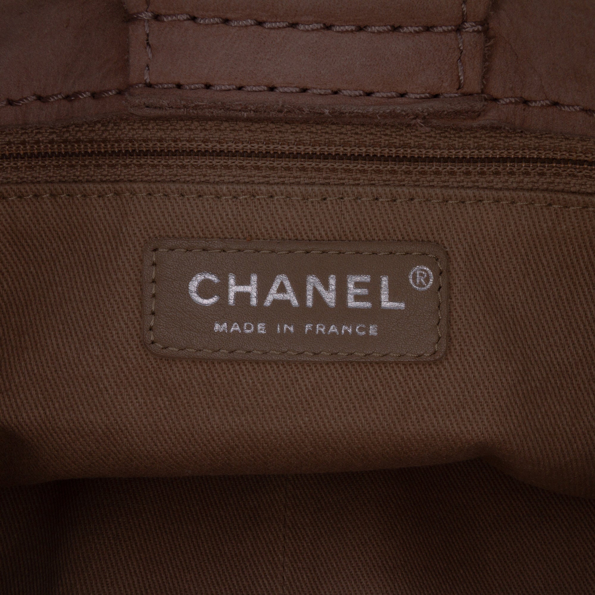 Calfskin Stitched Highlander Messenger Bag