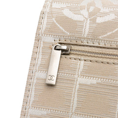New Travel Line Nylon Wallet On Chain
