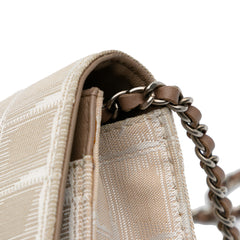 New Travel Line Nylon Wallet On Chain