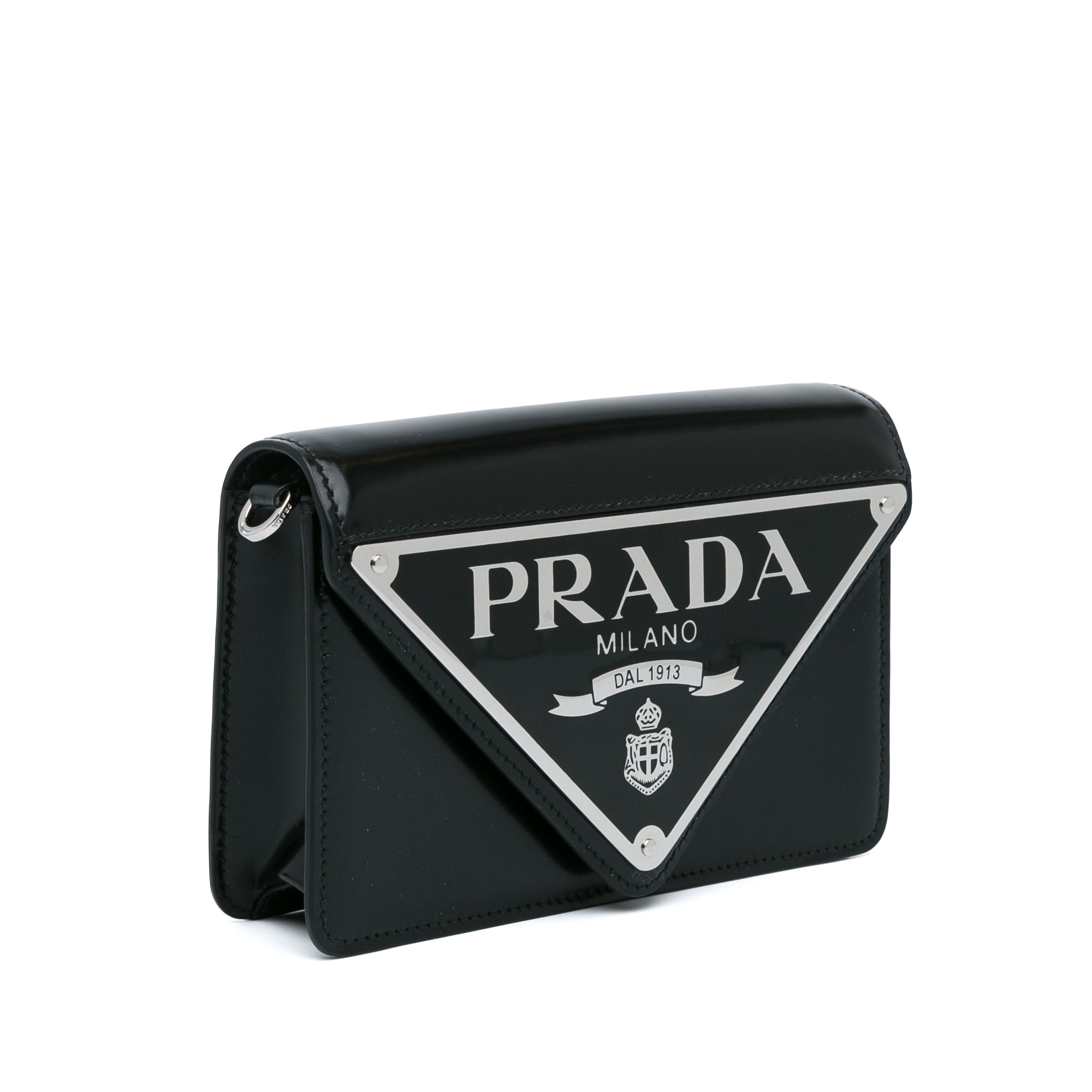 Spazzolato Triangle Logo Plate Flap Chain Crossbody