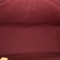 Monogram Vernis Brea MM