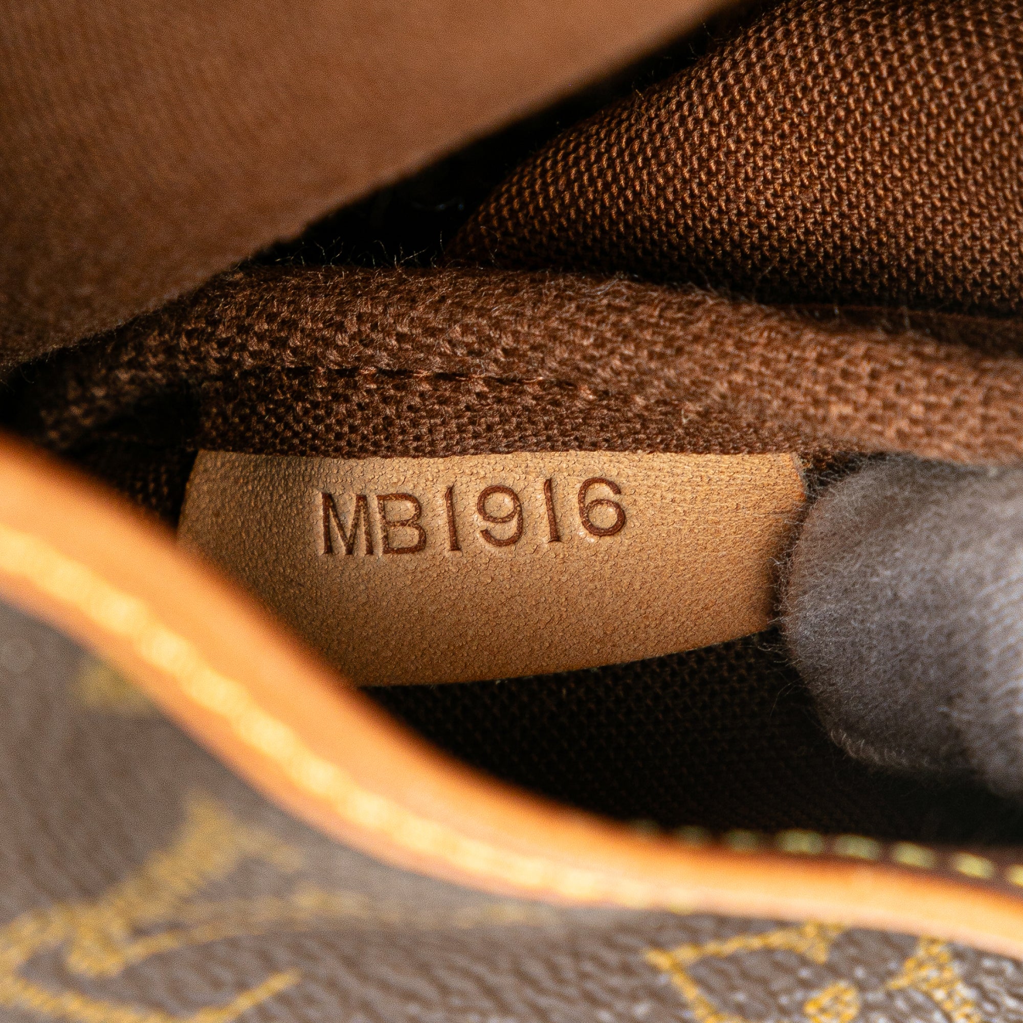 Monogram Saumur 30