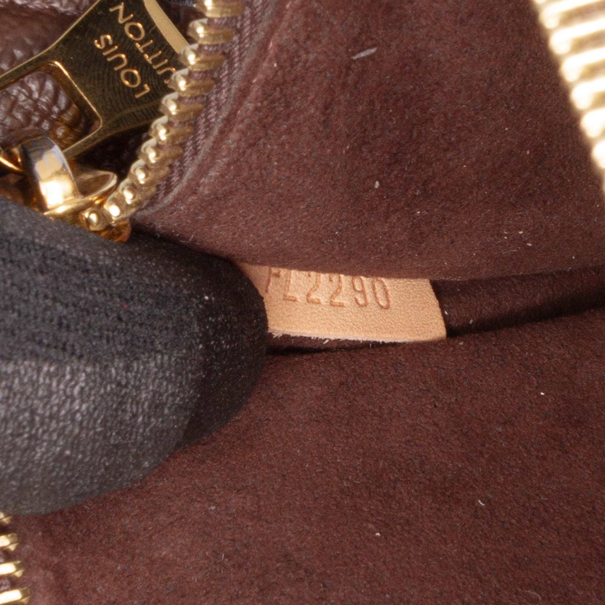 Monogram Pochette Metis