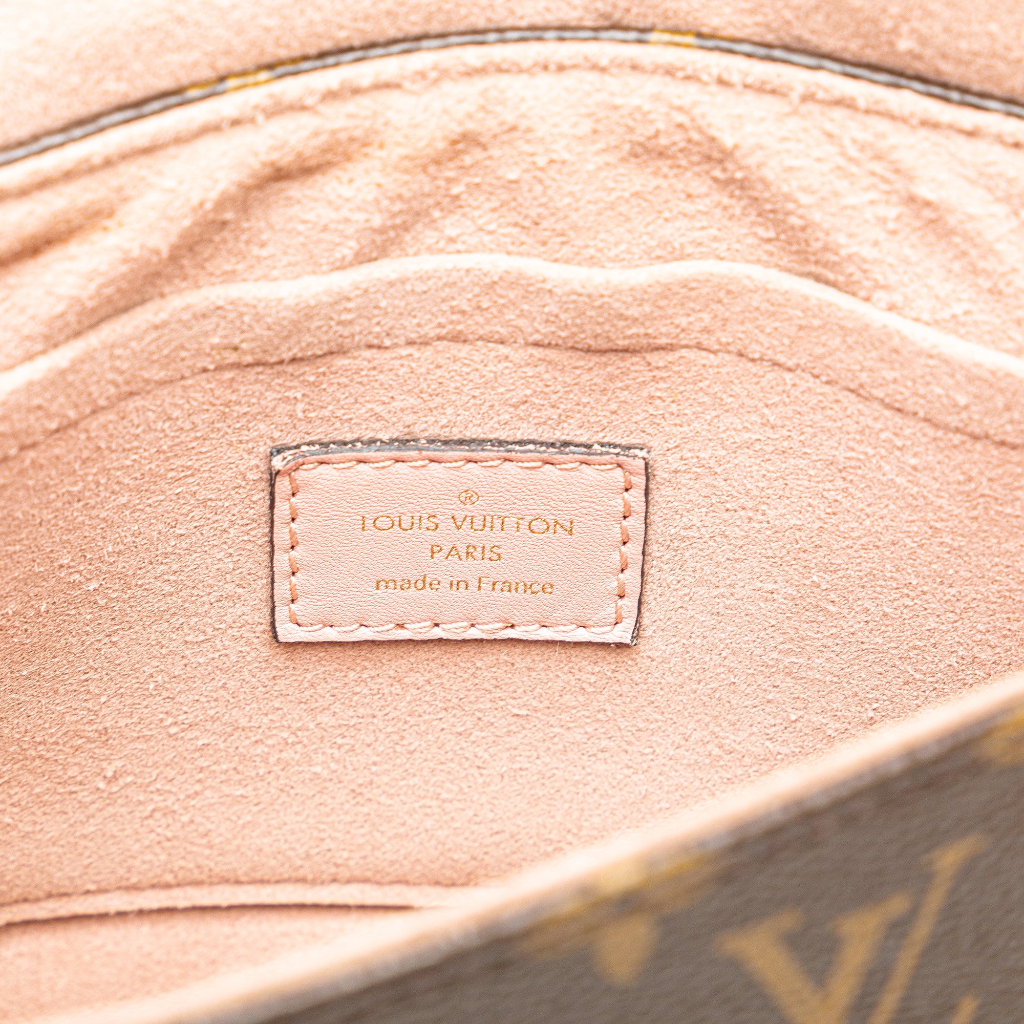 Monogram Locky BB