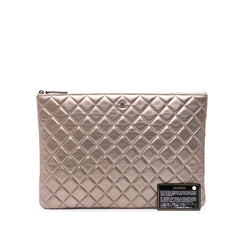 Large Quilted Metallic Lambskin O Case Clutch