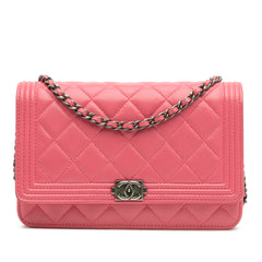 Lambskin Boy Wallet On Chain
