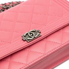 Lambskin Boy Wallet On Chain