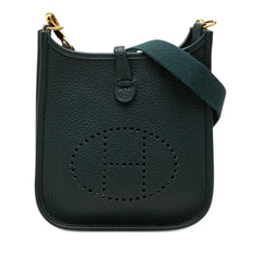 Clemence Evelyne 16 Amazone