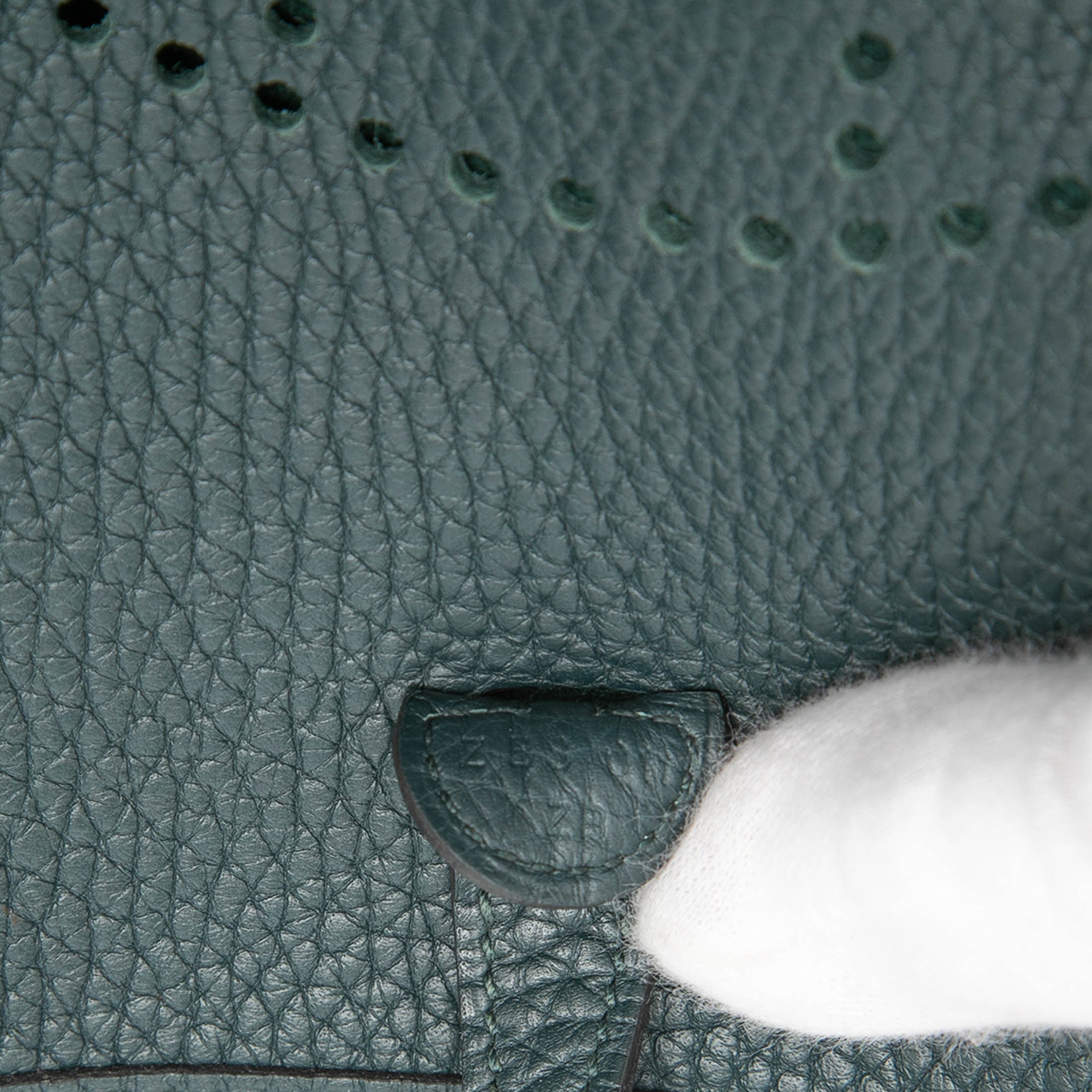 Clemence Evelyne 16 Amazone