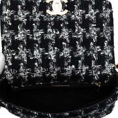 Medium Tweed 19 Flap