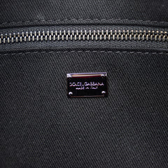 Embossed Logo Crossbody Bag_5