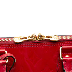 Monogram Vernis Alma PM
