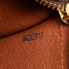 Monogram Papillon 26