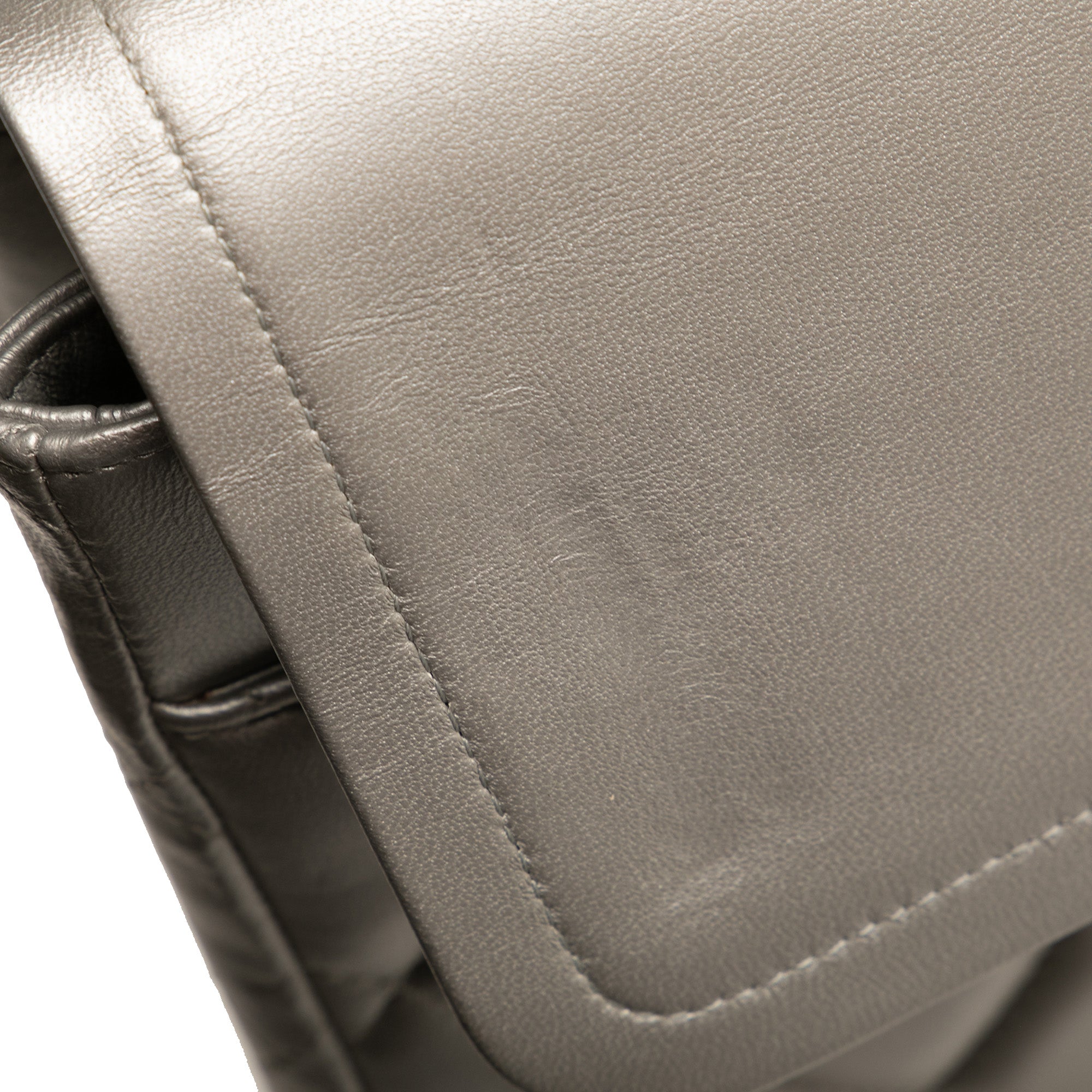 Maxi Classic Lambskin Double Flap