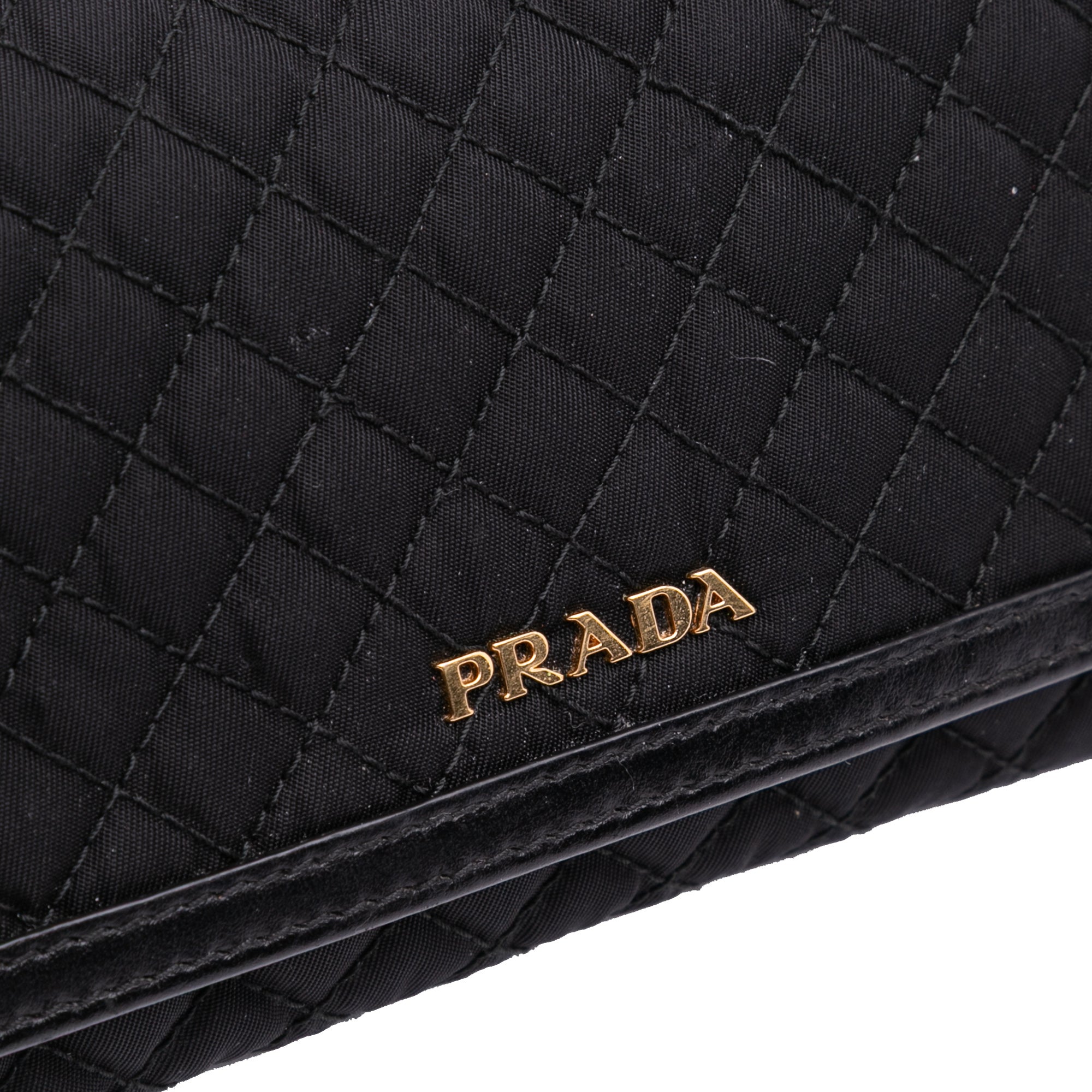 Tessuto Impuntu Wallet on Strap