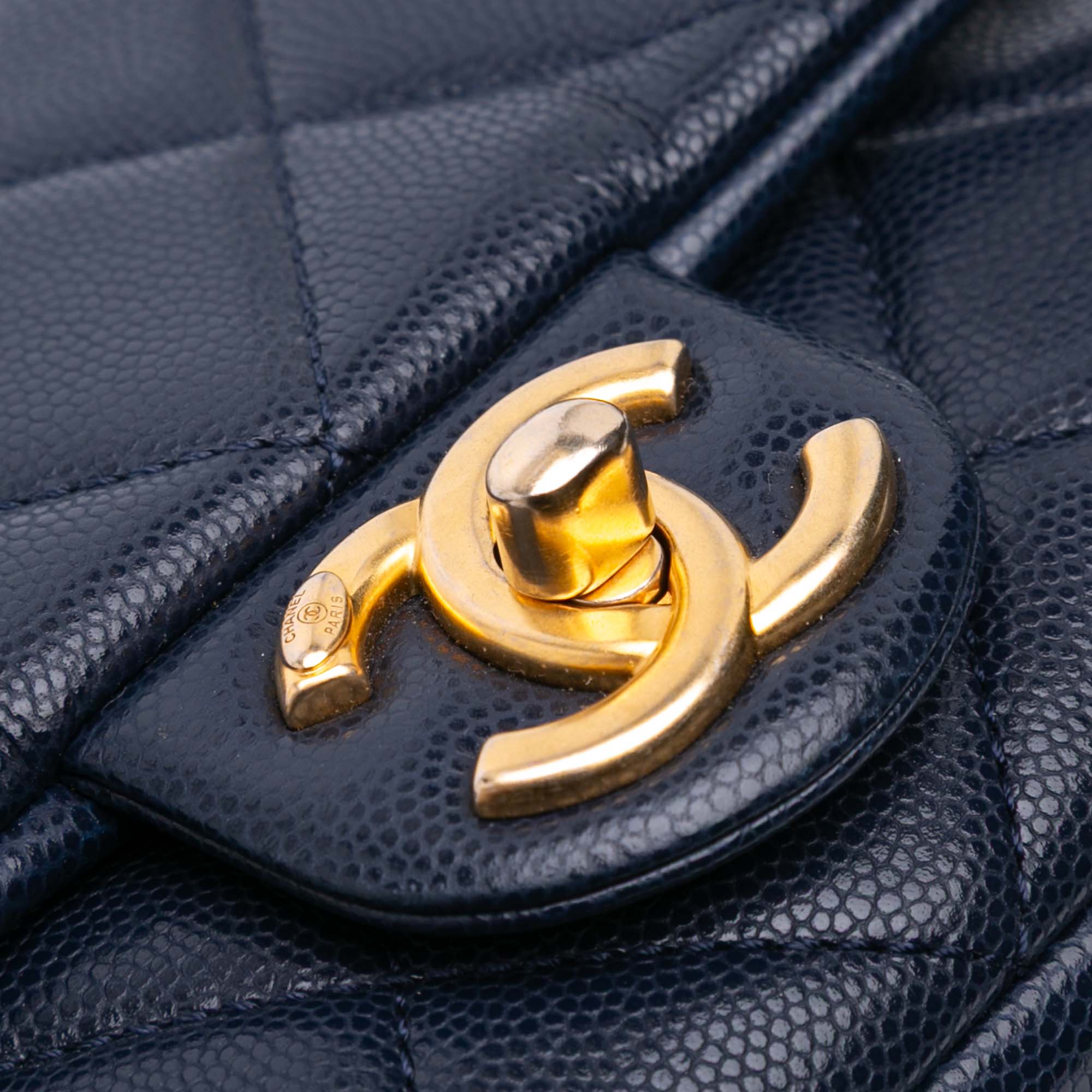 Mini Caviar Twist Your Buttons Flap