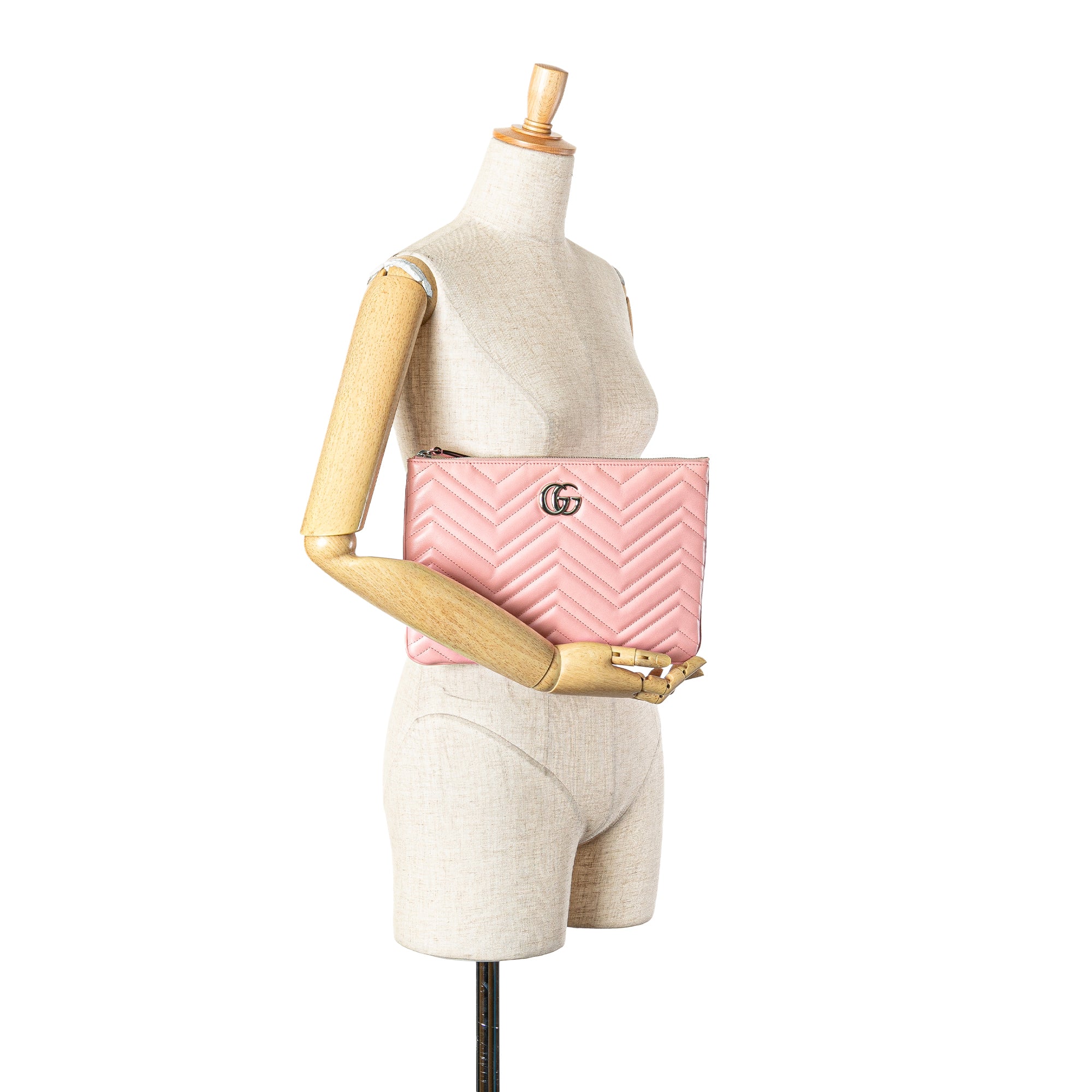 GG Marmont Matelasse Leather Clutch