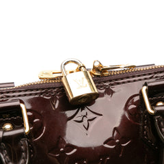 Monogram Vernis Alma PM