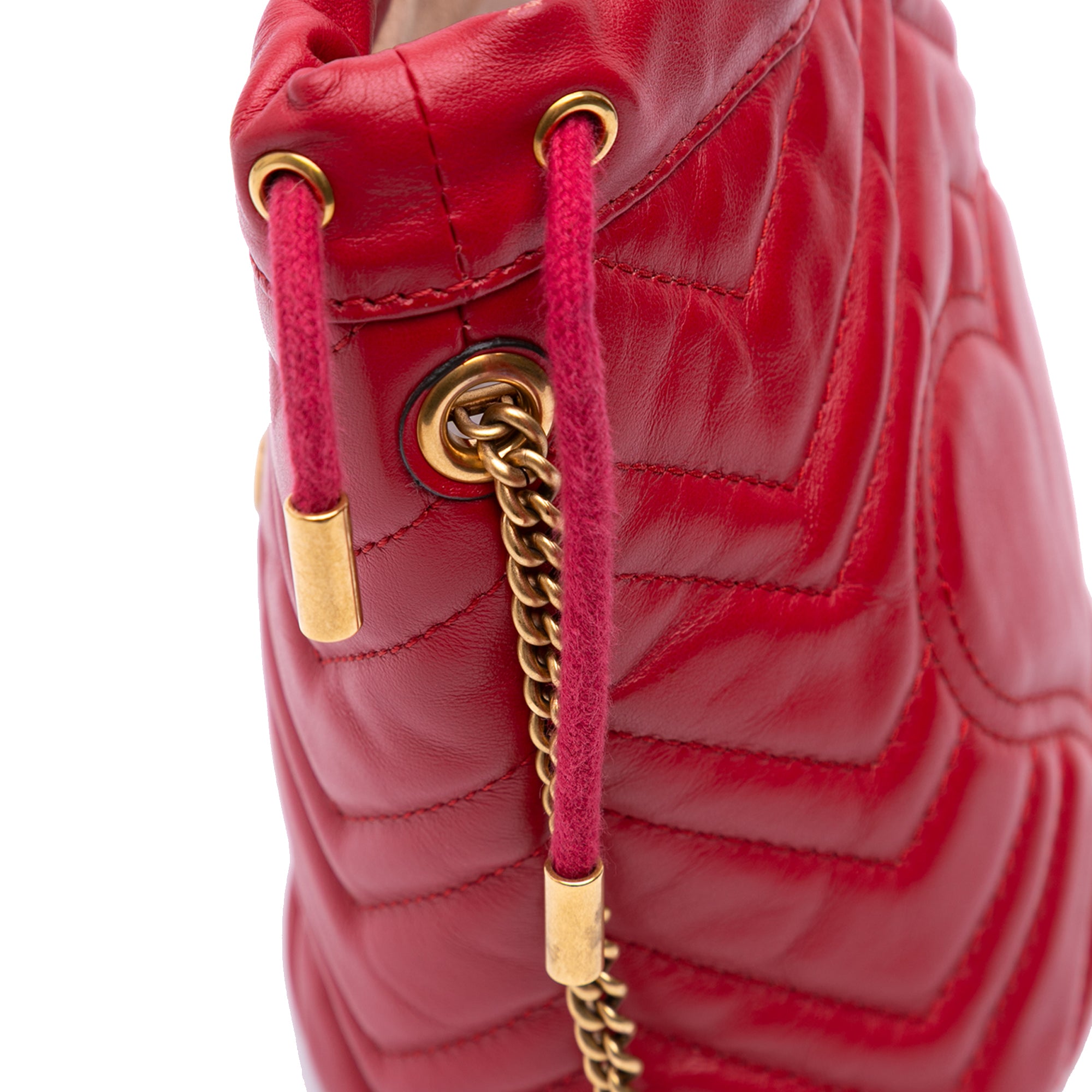 Small GG Marmont Matelasse Leather Bucket Bag